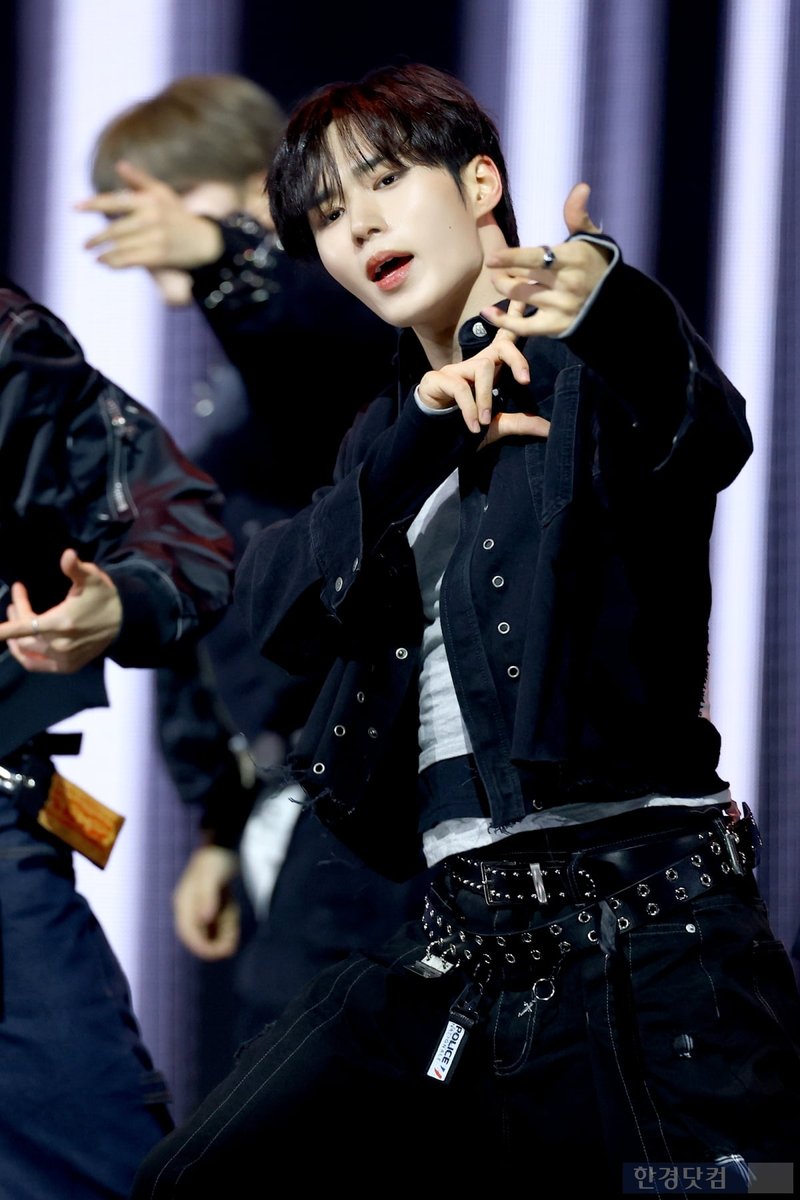 ･•˚ ‧｡ JSZ 젵 °‧ ₊ ˚ tweet media