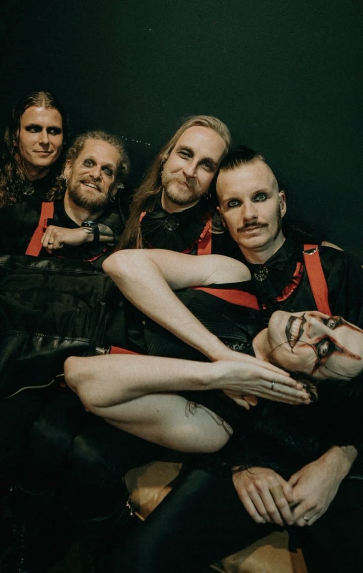 𝑆𝑡𝑒𝑝ℎ𝑎𝑛𝑖𝑒 🍄🛸 tweet media