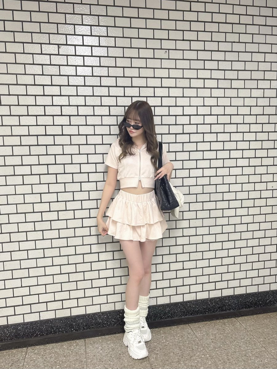 ems_mire0209's tweet photo. ems exciteの新作セットアップで空港コーデ🛒💭🎫✈️ https://t.co/OZ4aPpFGAk