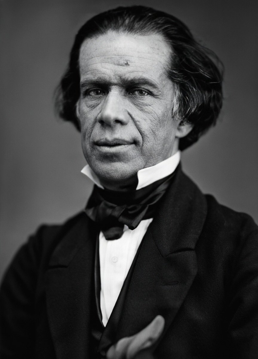 Tlatoani_Cuauhtemoc tweet media