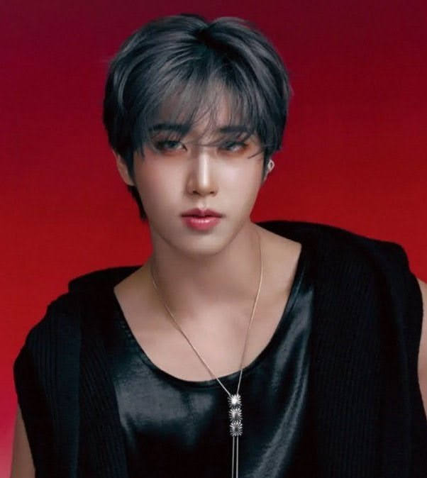 captain kit ☯︎ #PHOENIX ❤️🔥 tweet media