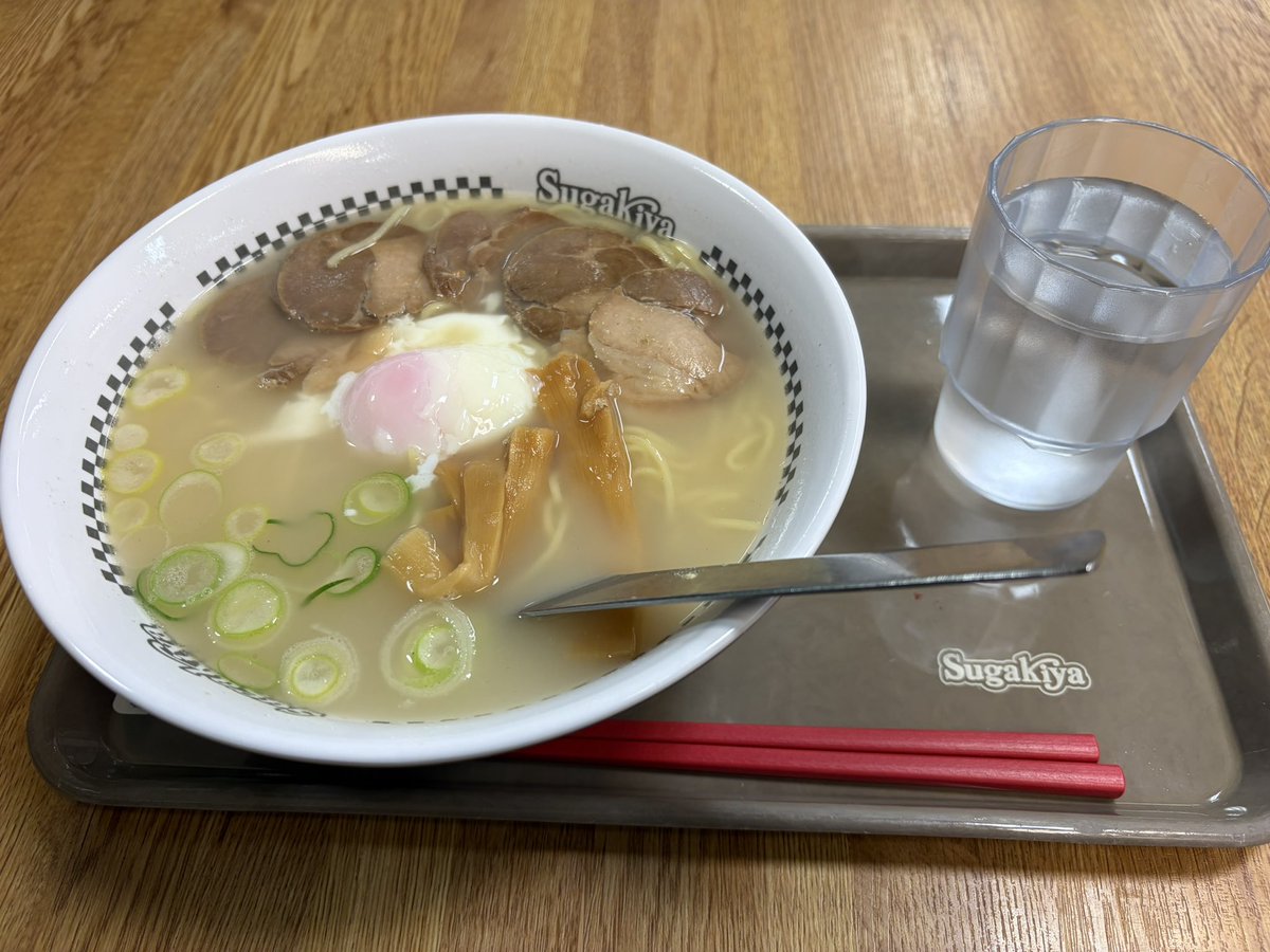 kestrel7211's tweet photo. 今日のお昼もスガキヤ名鉄パレ店で。
大盛特製ラーメン 790円 https://t.co/fqwCDtmPPF