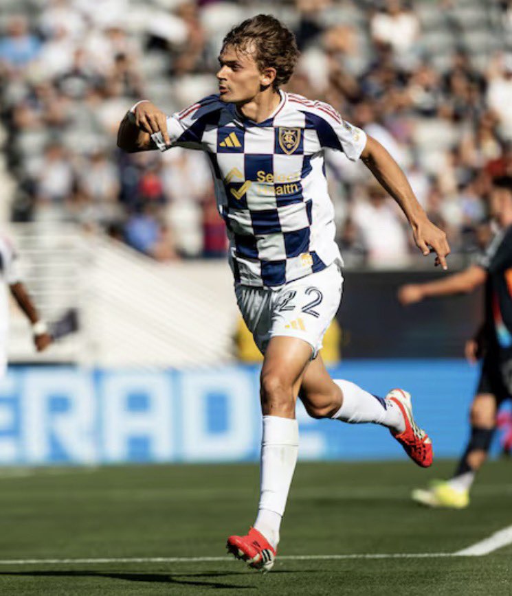ICYMI: #RSL CSO Kurt Schmid earlier w/ <a href="/ScottyGZone/">Scott Garrard</a> talking early-season contribution from <a href="/RSLAcademy/">Real Salt Lake Academy</a> products,  arrivals from int’l players, alignment w/ ownership &amp; much, much more :: podcasts.apple.com/us/podcast/sco…