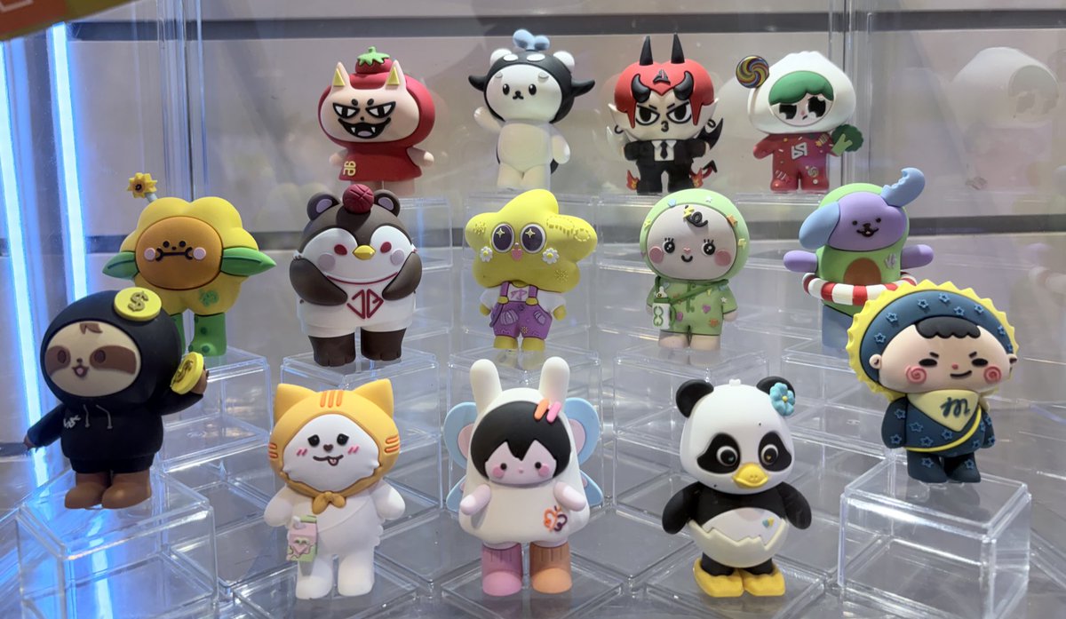 ขนม tweet media