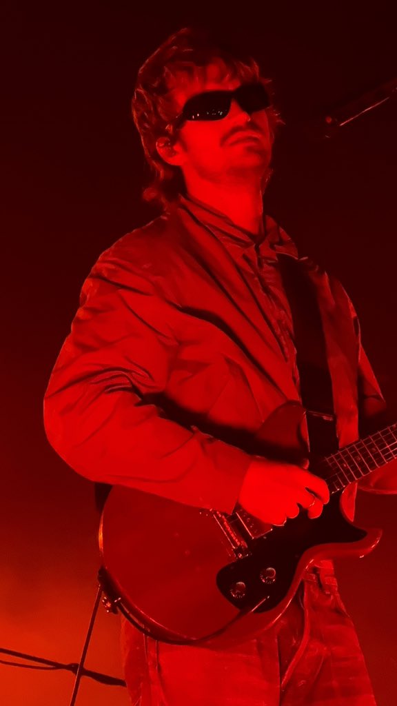 eve 💫 tweet media