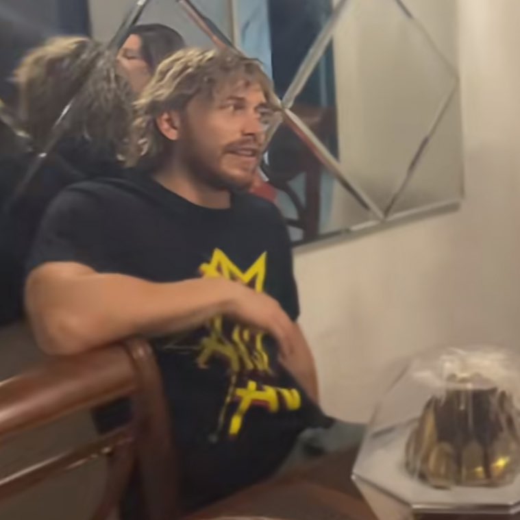 x¡t.🦢 tweet media