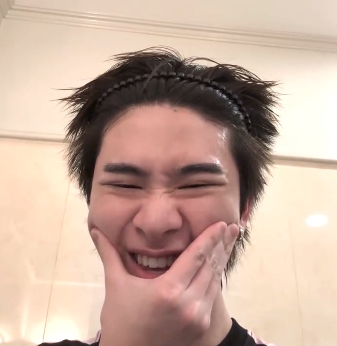 owo 🦕 tweet media