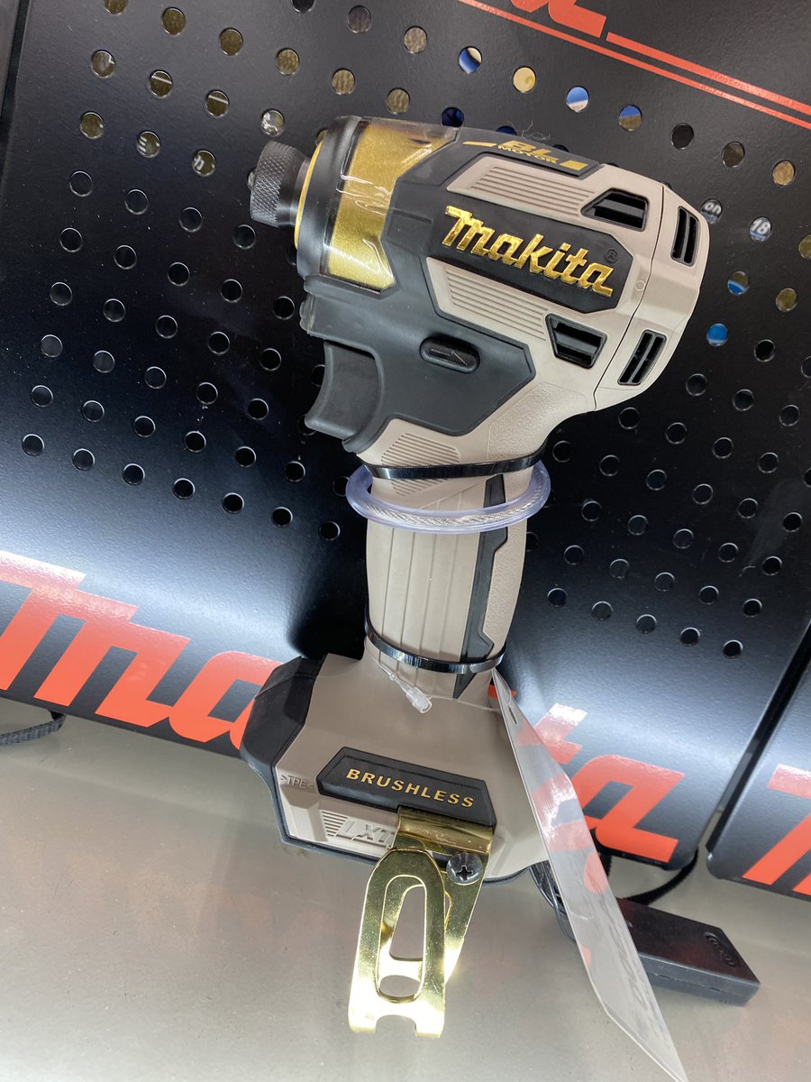 ちゃとら tweet media