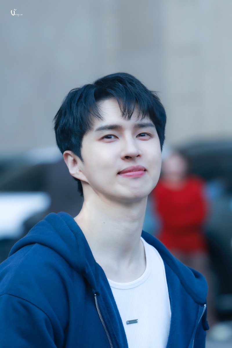 Unique_Ken tweet media