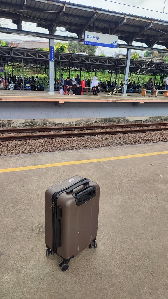 Migrasi ke cikarang.