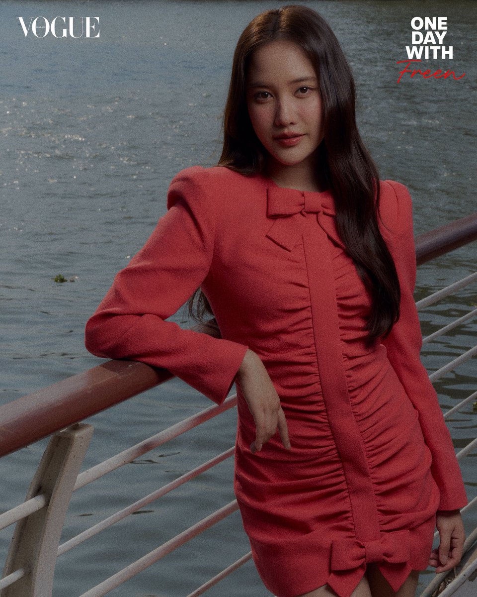 dao_nguyen2908's tweet photo. One Day With Freen ตามติดชีวิต 1 วันกับ 'ฟรีน-สโรชา' | Vogue Thailand
🤗🥹🥰
🔗https://t.co/PfaBsuPNrz

#VogueOneDayWith
#OneDayWithFreen
#ValentinoGaravani
#srchafreen‌ #VogueTHxFreen https://t.co/dhDr0IGzfU