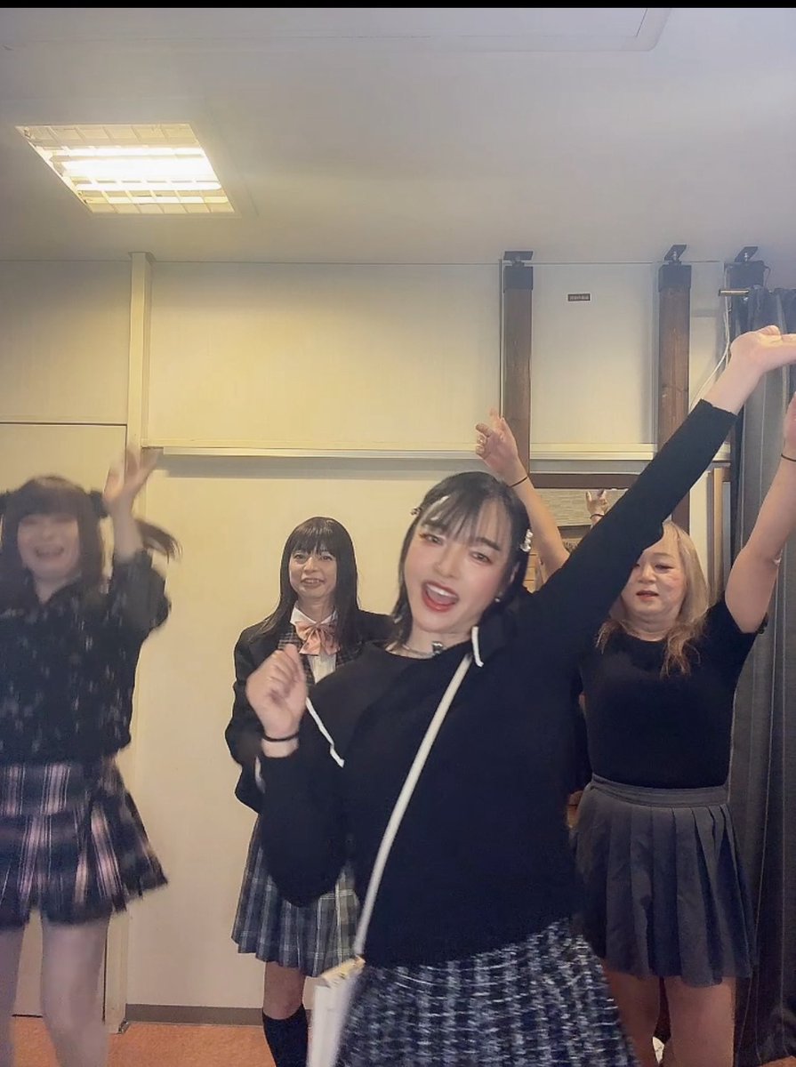 加奈♡ tweet media