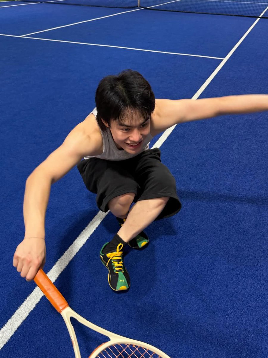 BATT💗🦖 tweet media