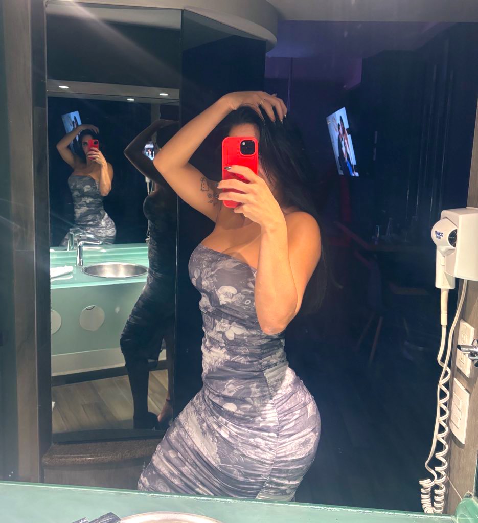 Frances666 tweet media