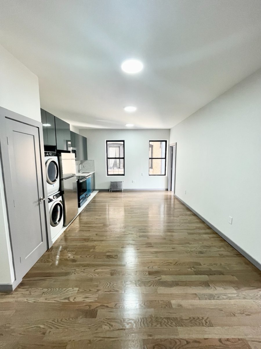 leaseswapnyc's tweet photo. 🔔 New room in 1 bedroom available in Washington Heights South! Rent: $1100. 
Check it out on LeaseSwap! 
#NYCRentals https://t.co/lLyz7IVhcJ