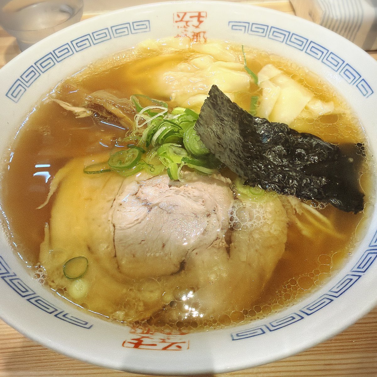 magotee18's tweet photo. 宮城県東松島市赤井字鷲塚11
支那そばや
ワンタン麺（醤油） 1150円
うめがった🍜 https://t.co/hdok6Lz2OG