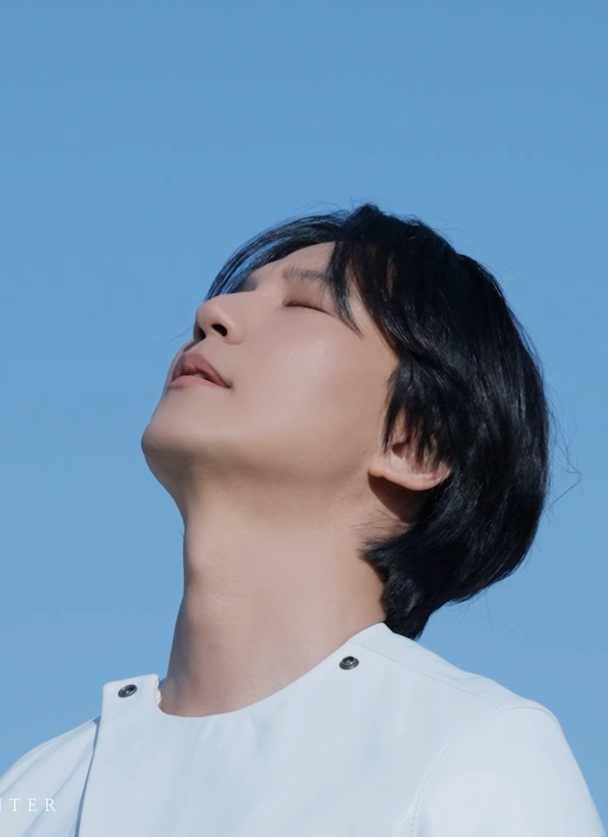 내츄럴본덕후 tweet media