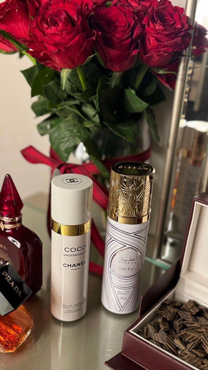 دلال النويصر tweet media