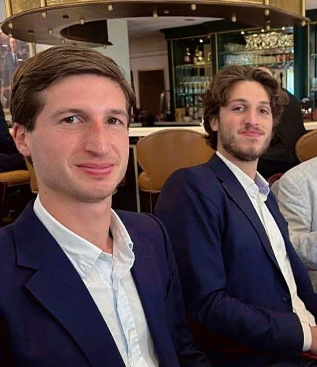 قاسم خان کے ایک بریفنگ نے سب ٹاؤٹ کو تکلیف پہنچی ہے
جب کتے بھونکنےپر ائیں تو سمجھو کتوں کو شدید تکلیف پہنچی ہے