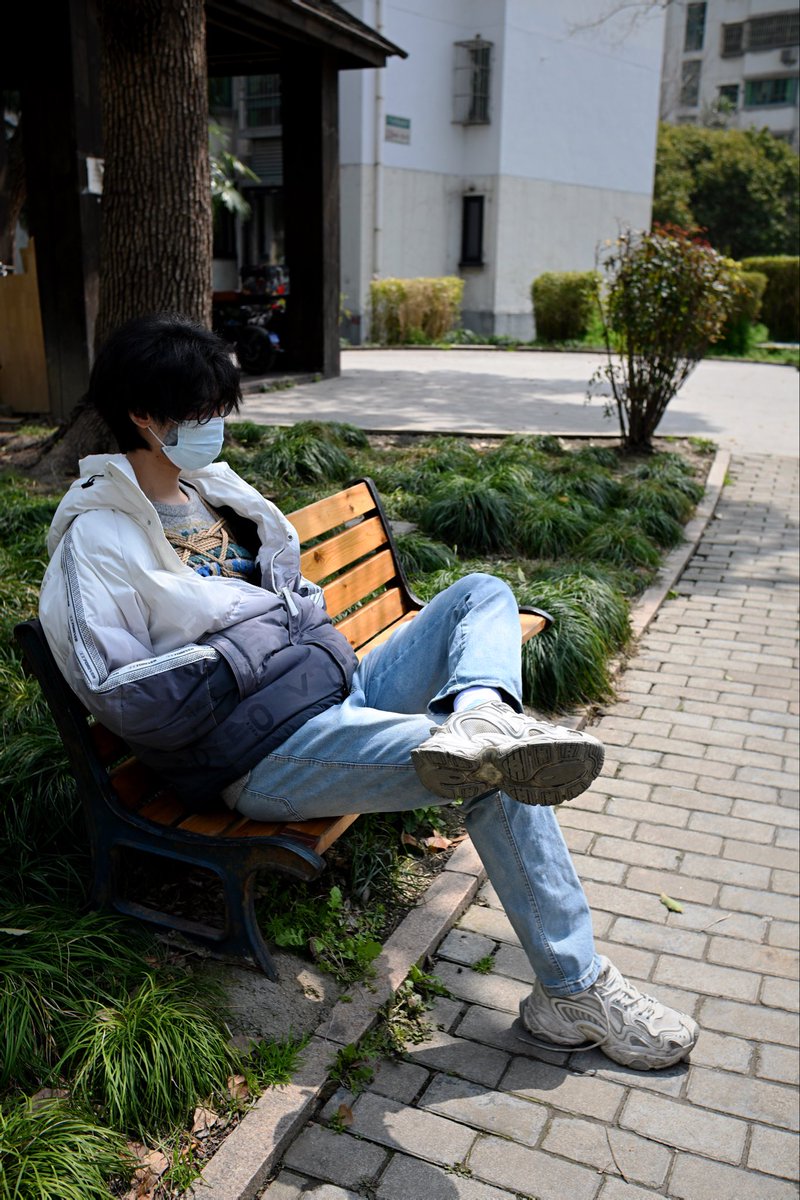 林。 tweet media
