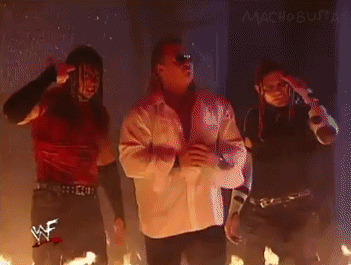 PhantasmWolvez tweet media