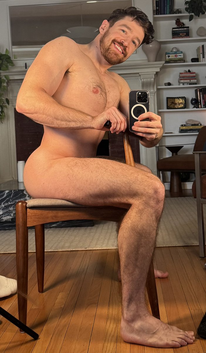 Hole next door tweet media