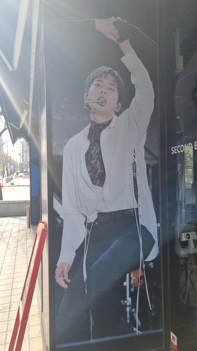 언주역 세컨브레스 민석이 생일카페🎉
예쁜사진들도 보고 야무지게 편지까지 쓰고왔음.
이벤트 준비해줘서 고마워요♡
#시우민 #XIUMIN
#봄날의_슈밍데이
<a href="/xiukitty_event/">❄️XiuKitty 슈냥🐆</a>