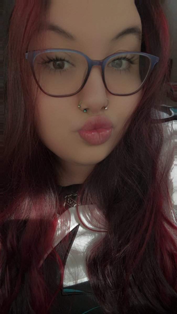 Lilly 💕 tweet media