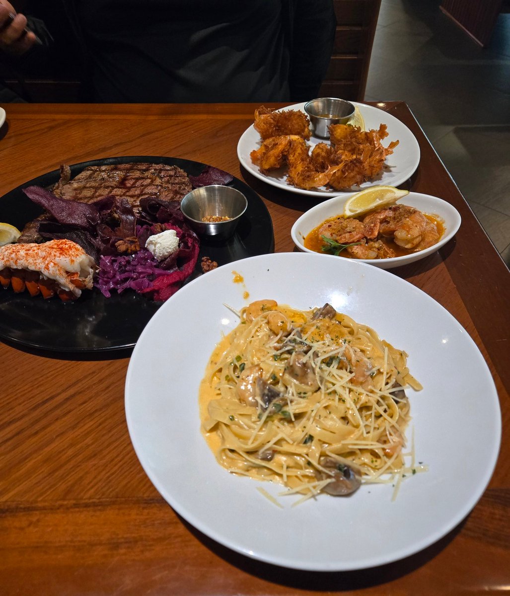 플류네 tweet media