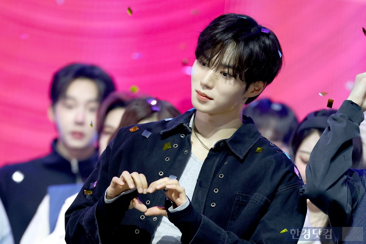 ･•˚ ‧｡ JSZ 젵 °‧ ₊ ˚ tweet media