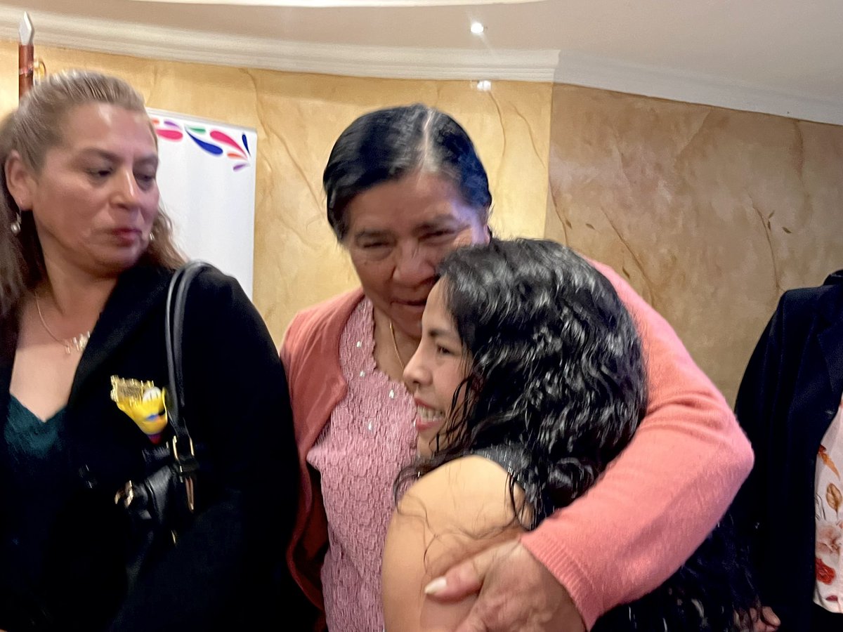 MarisolPenaloz2's tweet image. Recibir el cariño de #Ricaurte es un regalo ☺️❤️🇪🇨💛