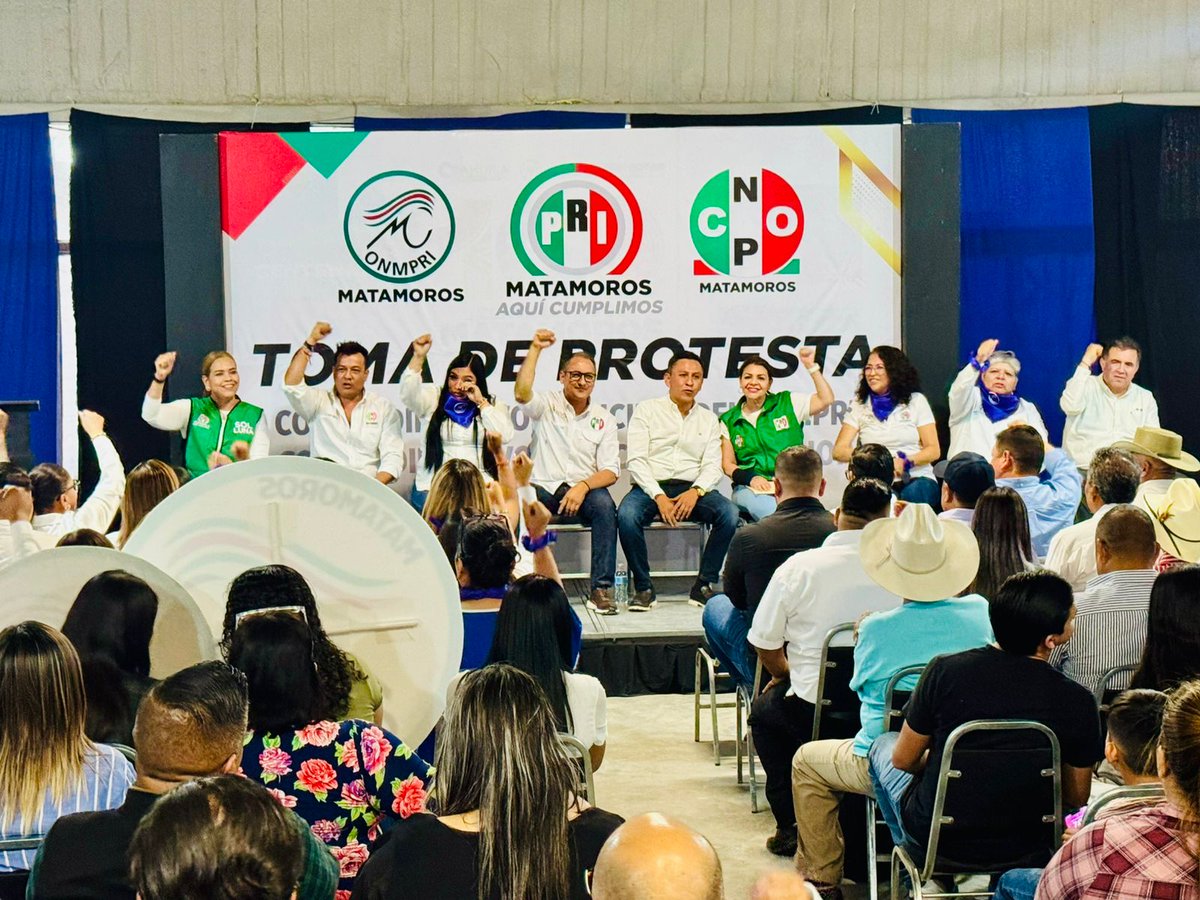 CNOPCoahuilaMX's tweet photo. En un acto que reafirma el espíritde cohesión y trabajo en equipo, el municipio de #Matamoros,  sede de una destacada reunión de unidad entre la @CONOP y el @ONMPRI. En este marco de colaboración, se llevó a cabo la toma de protesta de David Varela Pérez como secretario general. https://t.co/ZWix5Bp5TE