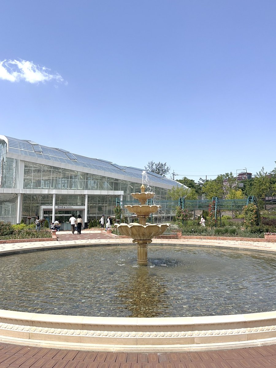 띠삐 ໒꒱‧₊ tweet media