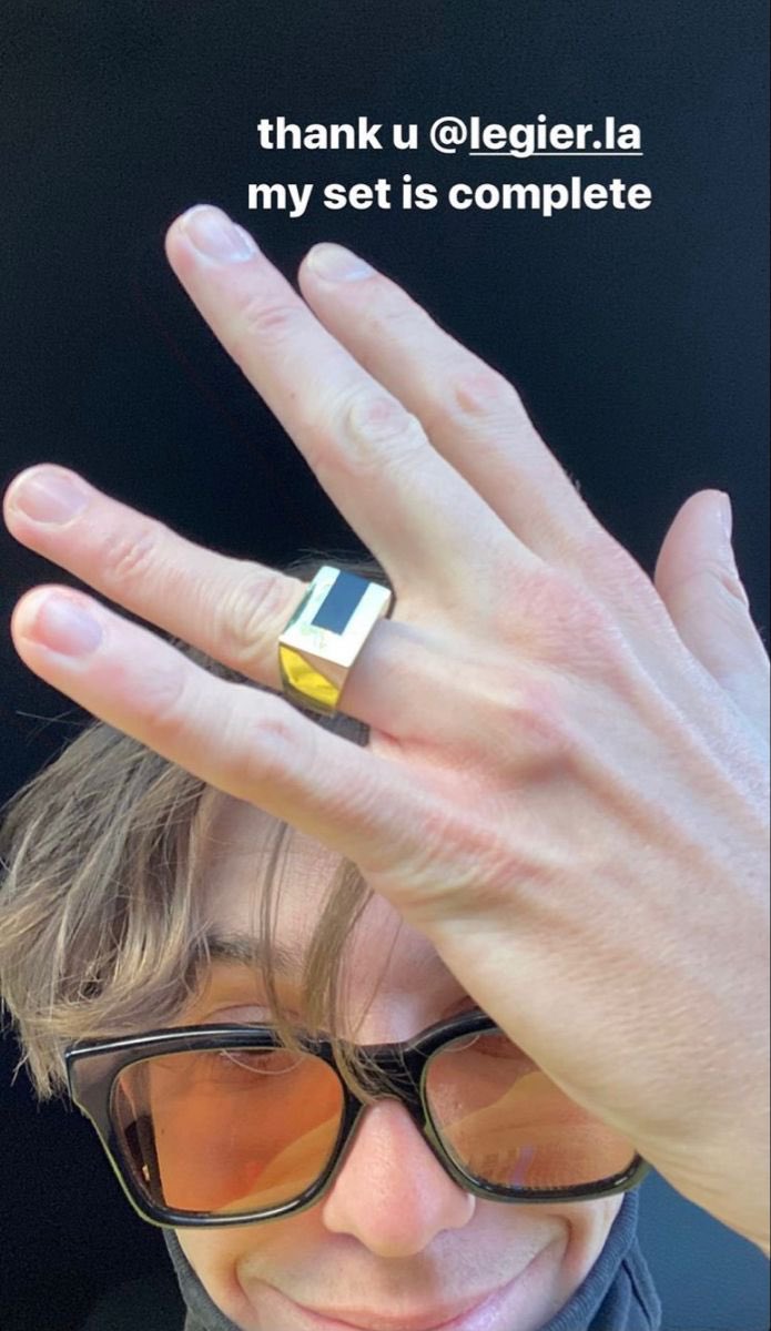 reyna ⋆.˚✮ tweet media