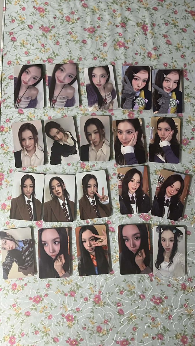 anjabxs's tweet photo. WTS LFB TWICE QUITTING SALE

₱88k whole set

- Selling as whole set only
- I can ship to diff addresses
- 30% dp ; rembal upto 2 months
- dp is flexible for set taker
- will give official freebies to host/set taker (pramis marami guys 😅)
- not for sensi!

I'll dm pbd for hosts/set takers!

mine/dm to claim!
