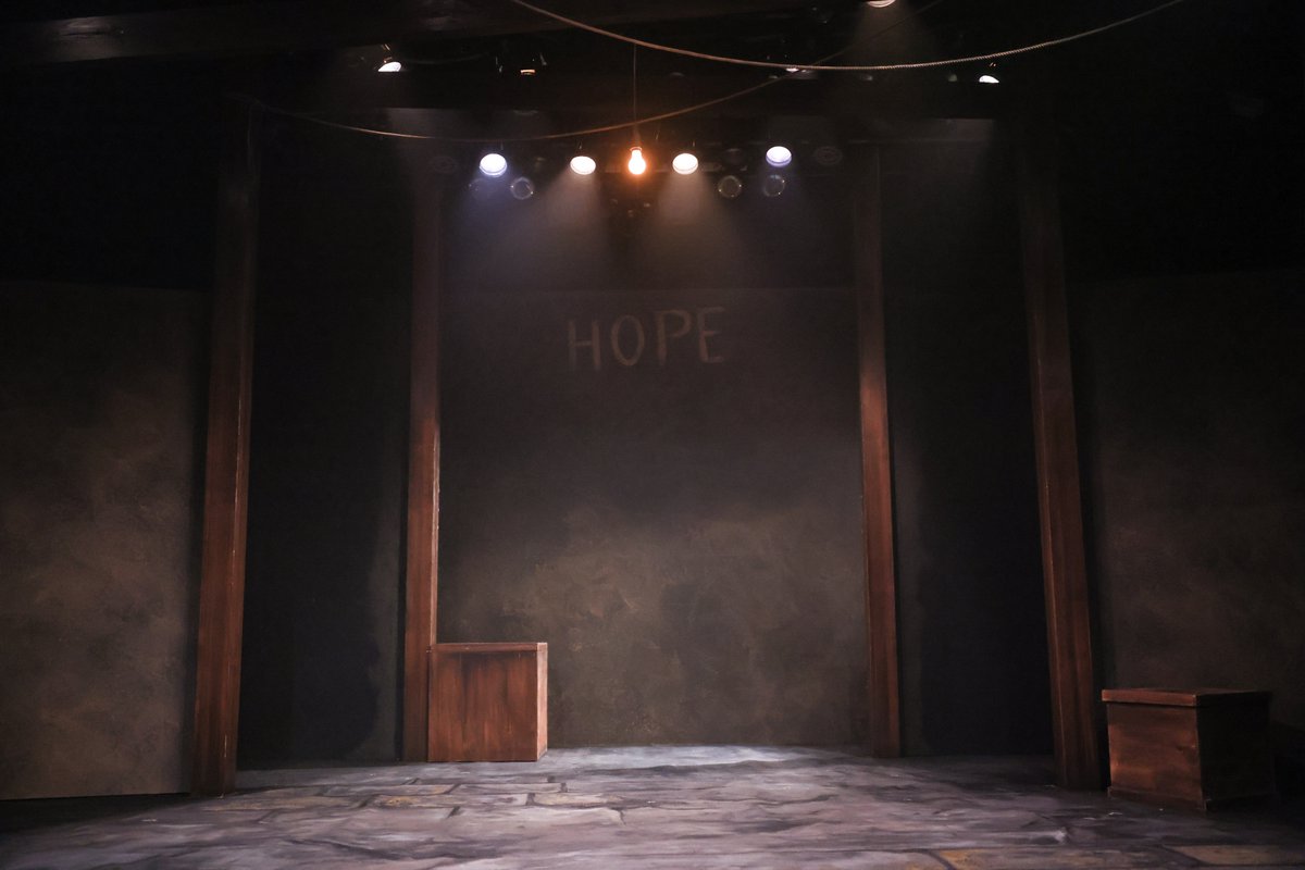 『HOPE〜本を焼き尽くす悪魔〜』配信も終了いたしました。多くのご来場・ご視聴、誠にありがとうございました。
＃HOPE ＃劇団銅鑼　＃希望のバトン