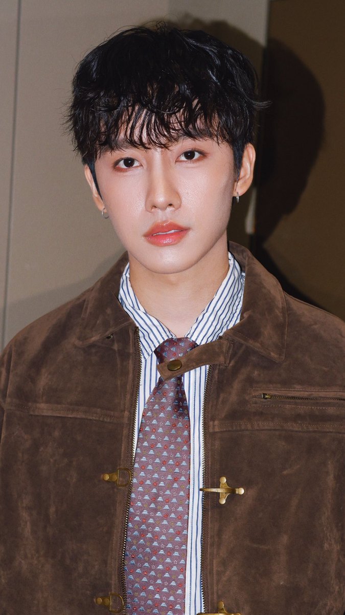 MARK_SIWATOFFICIAL tweet media