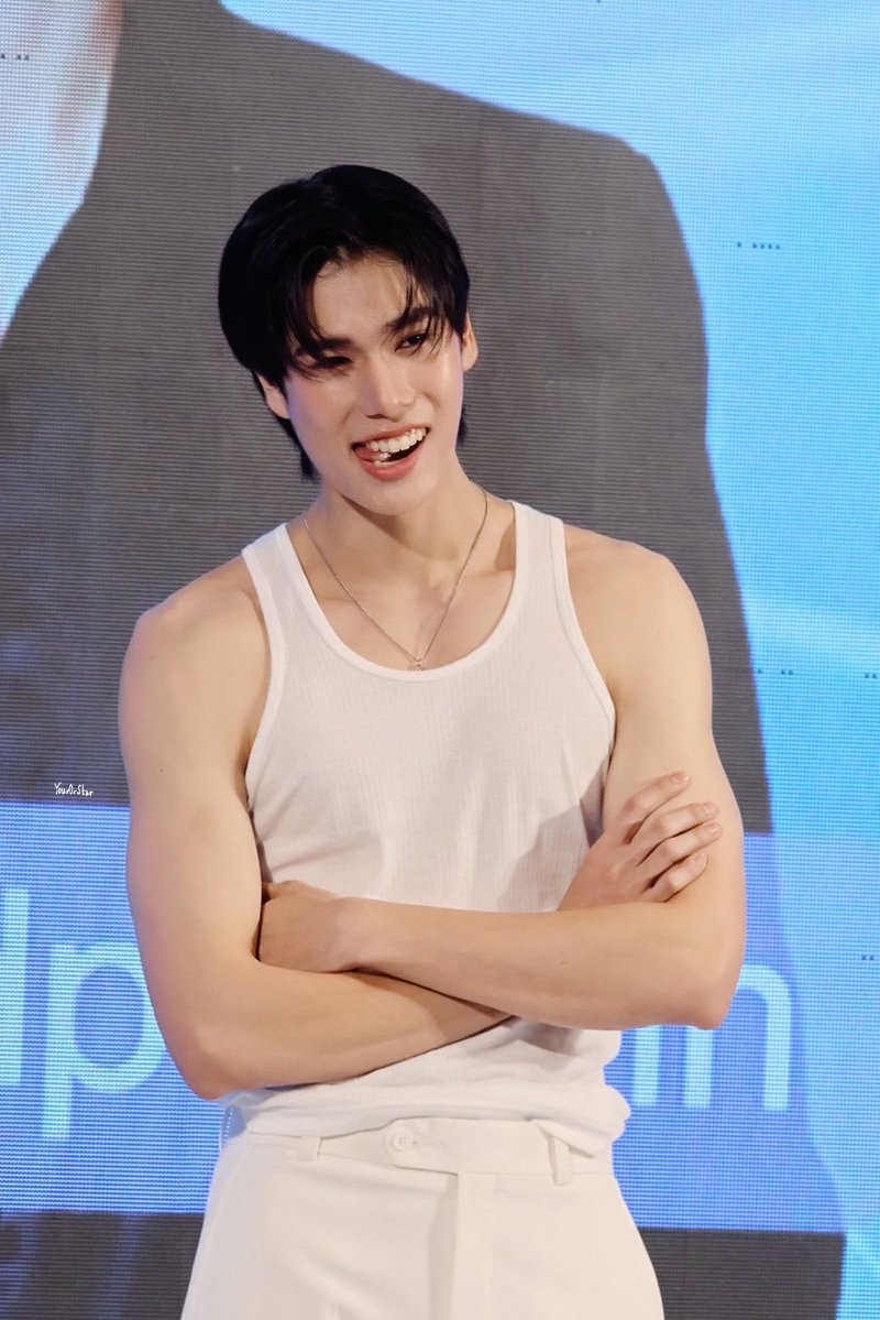 ก๊อปปี้วีนัส tweet media