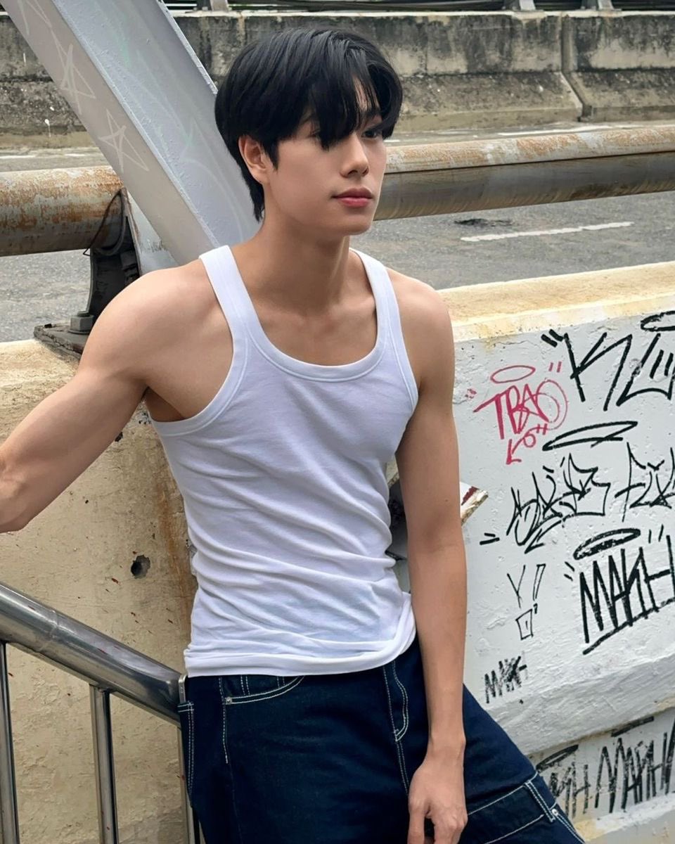 ก๊อปปี้วีนัส tweet media