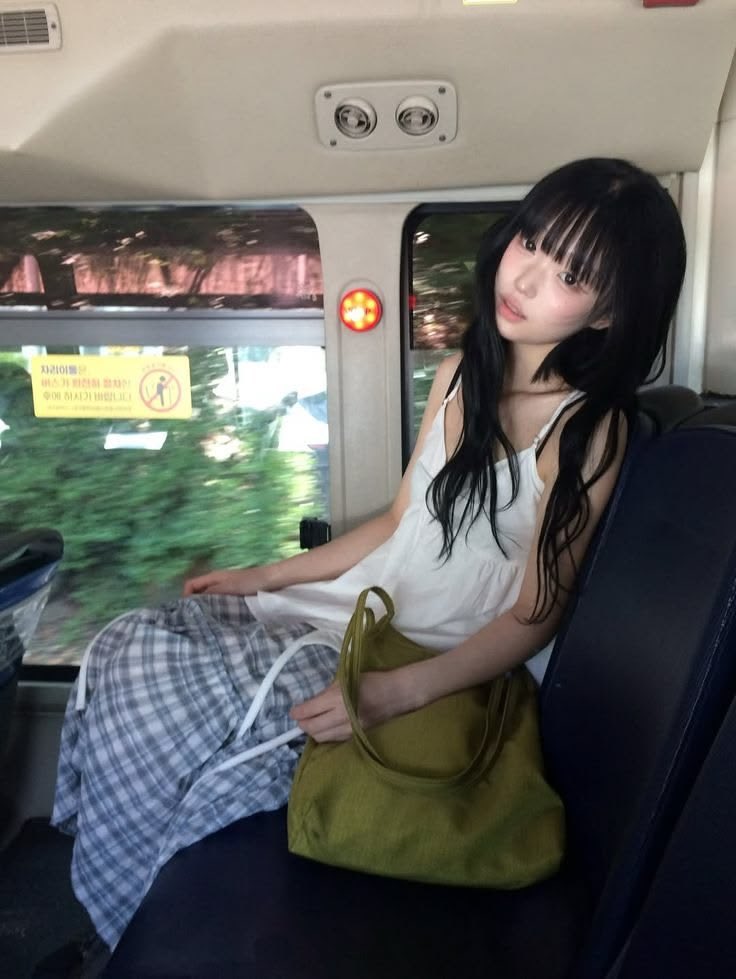 eune ೀ tweet media