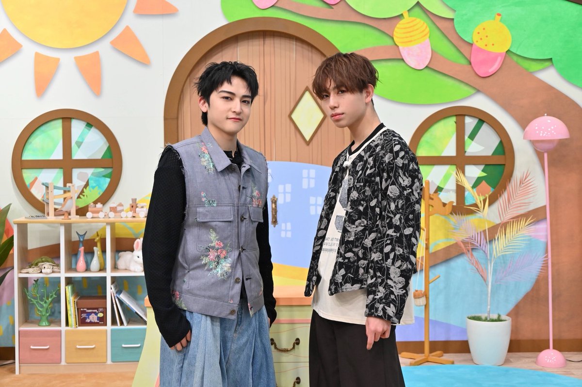 oshiraku's tweet photo. 📍推し楽 ニュース💌

STARGLOW・KANON＆GOICHI「リッスン♪リッスン Hello English!」3/30 TVer配信回よりゲスト出演

詳細はこちら👉https://t.co/aOn1I8YtwQ

#リッスンリッスン #STARGLOW https://t.co/ef813QmGS1