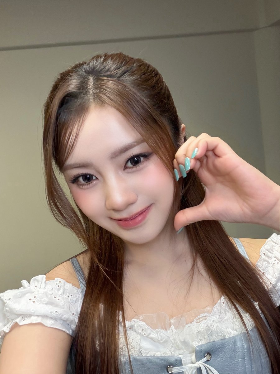 emotionstudio_official tweet media