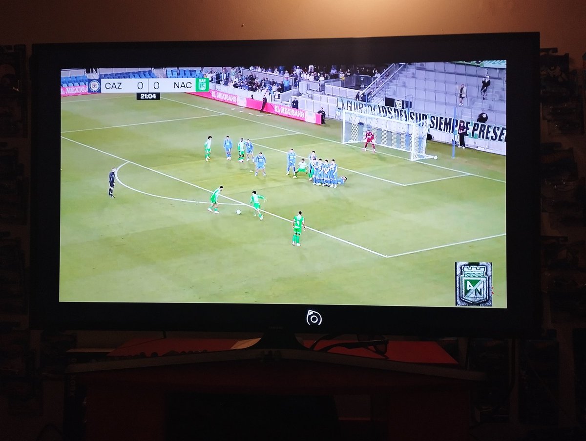 Que despache tan hijueputa estar viendo esta recocha