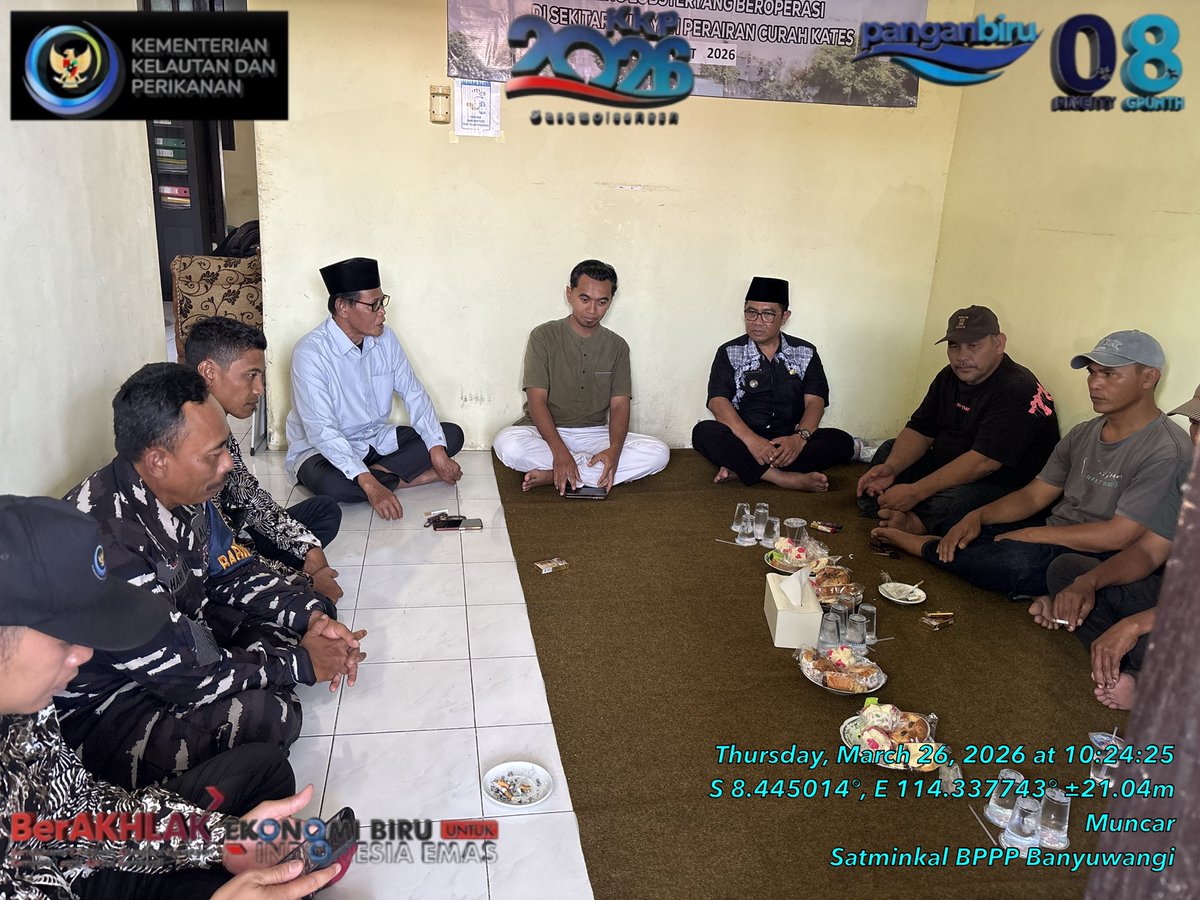 Davi_Choiris's tweet photo. Kamis (26/03/26) A. Davi Choiris, Luhkan kab Banyuwangi, Pendampingan Nelayan penyerahan CSR PT Disthi 
@bppsdm_kp @pusluhkp @disperikananbwi @bppsdm_bp3bwi
#luhlapor #GiatLuhkanSatminkalBWI https://t.co/WkKGU18RIY