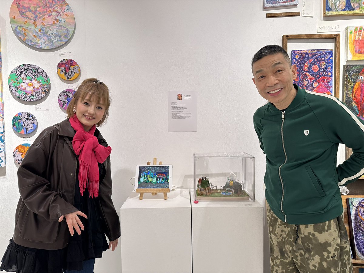 LAUGH & PEACE ART GALLERY tweet media