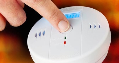 mosafegas's tweet photo. 🌿 Season change = safety check! Test smoke &amp; CO alarms, replace batteries, and clean dryer vents to prevent fires. Simple steps go a long way in protecting your home. #MoSafeGas #HomeSafety #FirePrevention https://t.co/jwzbcgNW4O