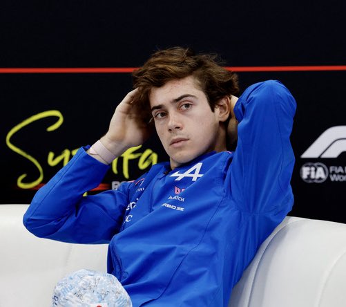 Colapintismo 四十三 tweet media