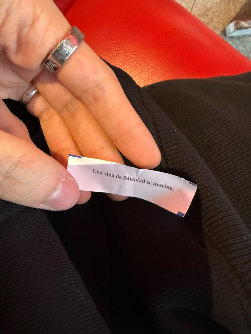 Biebs ᥫ᭡ tweet media