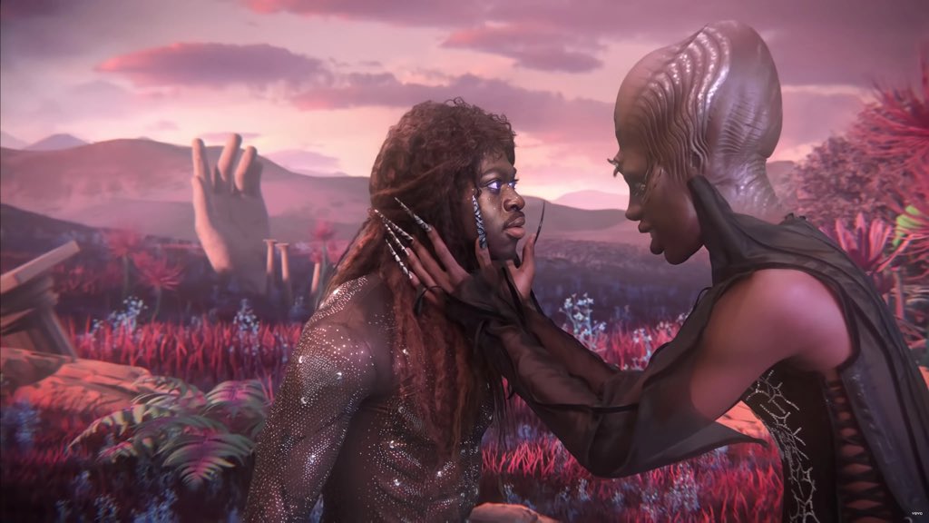 Pop Crave tweet media