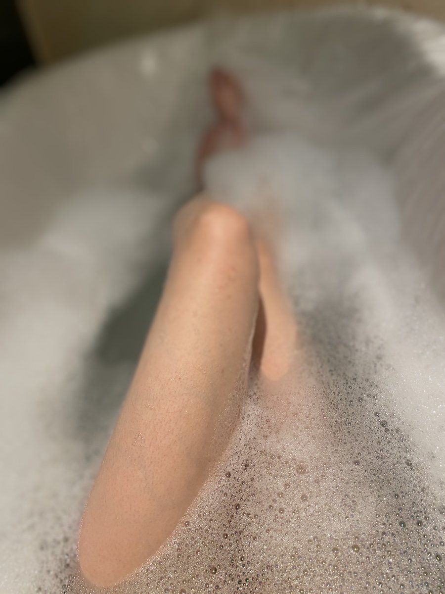 M & E 台北大安情侶 3.0 tweet media